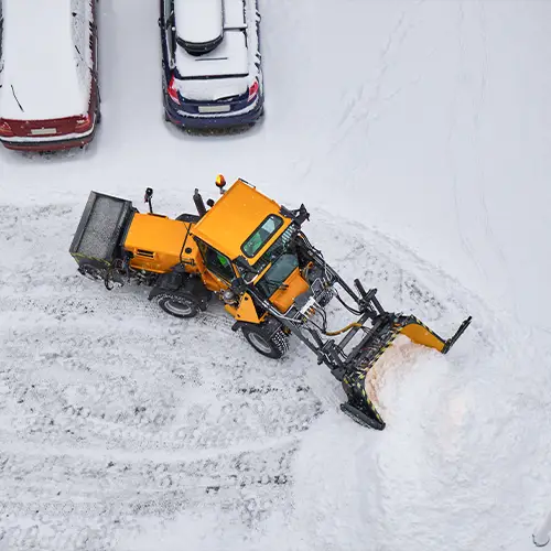 Schneeräumungsarbeiten während des Winters